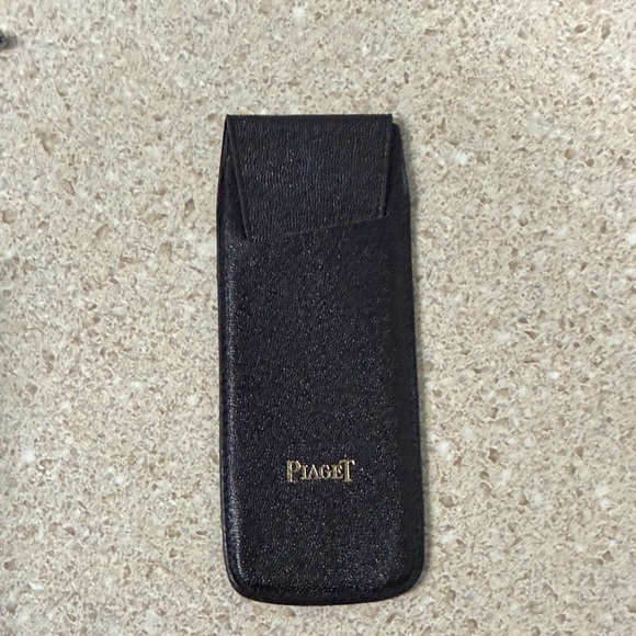 Brand new Piaget Black Leather wallet and pen holder - Picture 8 of 11